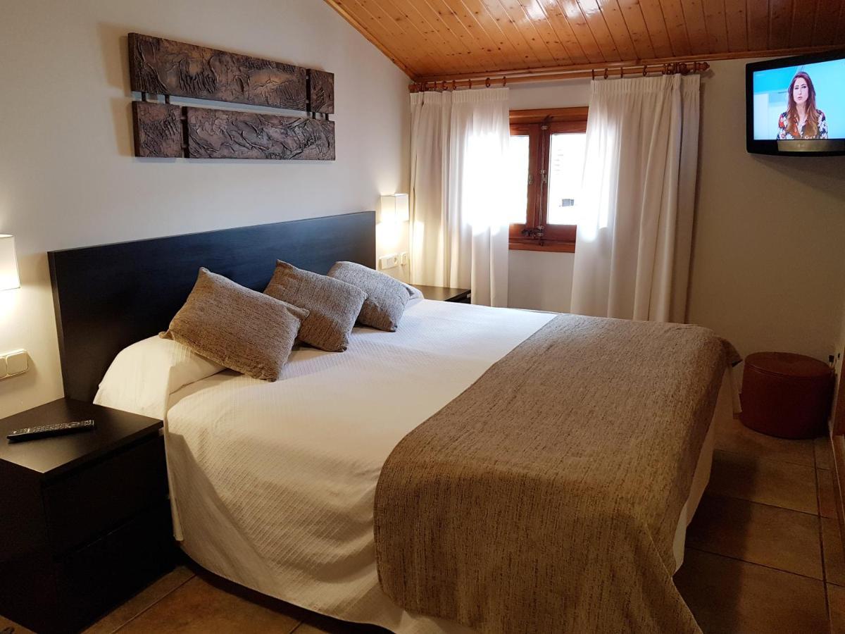 Hotel Sant Roc Camprodon Ngoại thất bức ảnh