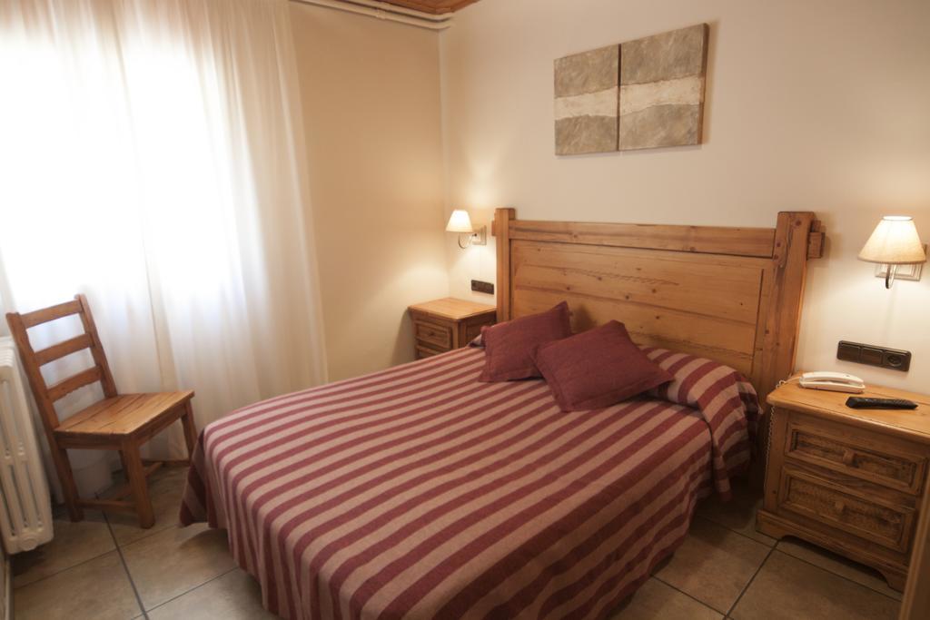 Hotel Sant Roc Camprodon Ngoại thất bức ảnh