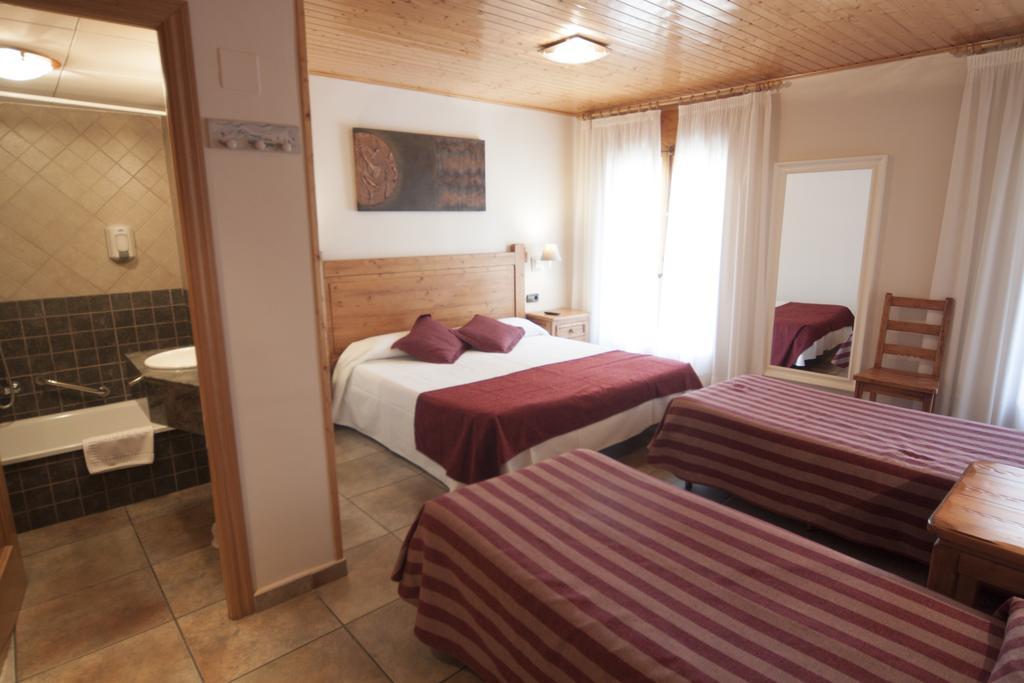 Hotel Sant Roc Camprodon Ngoại thất bức ảnh