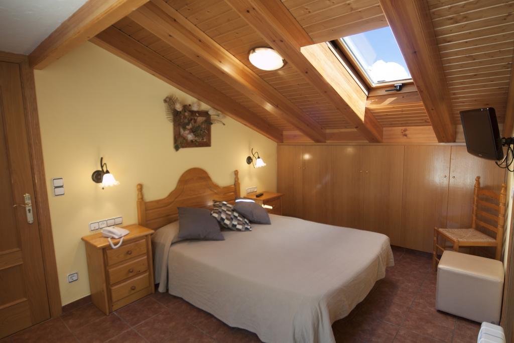 Hotel Sant Roc Camprodon Ngoại thất bức ảnh